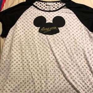 Disney T-shirt size xxl
